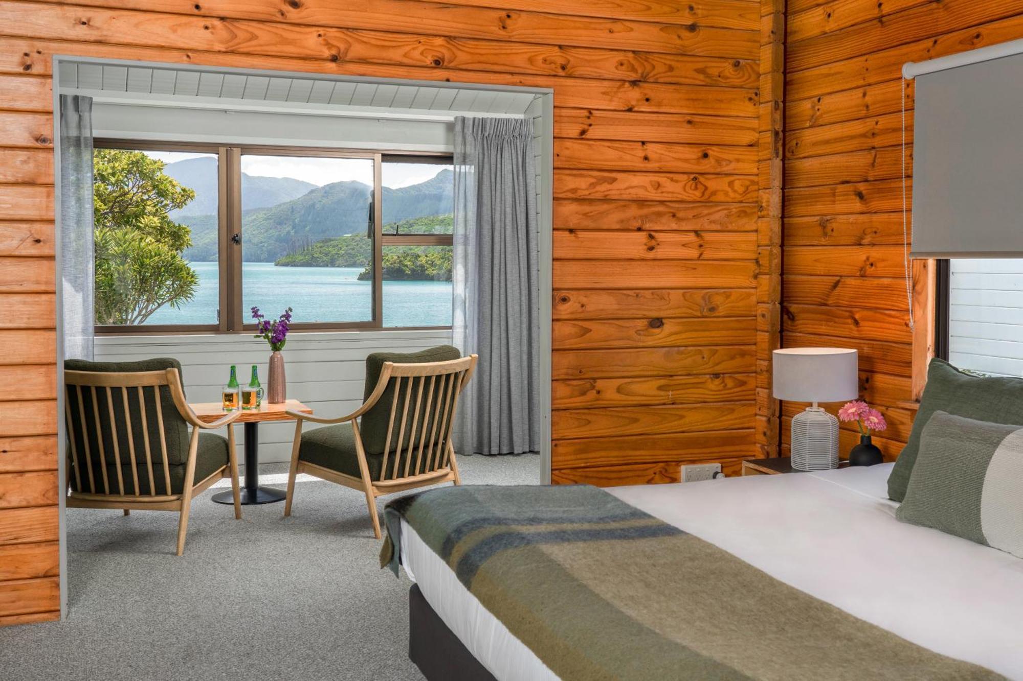 The Portage Resort Bagian luar foto