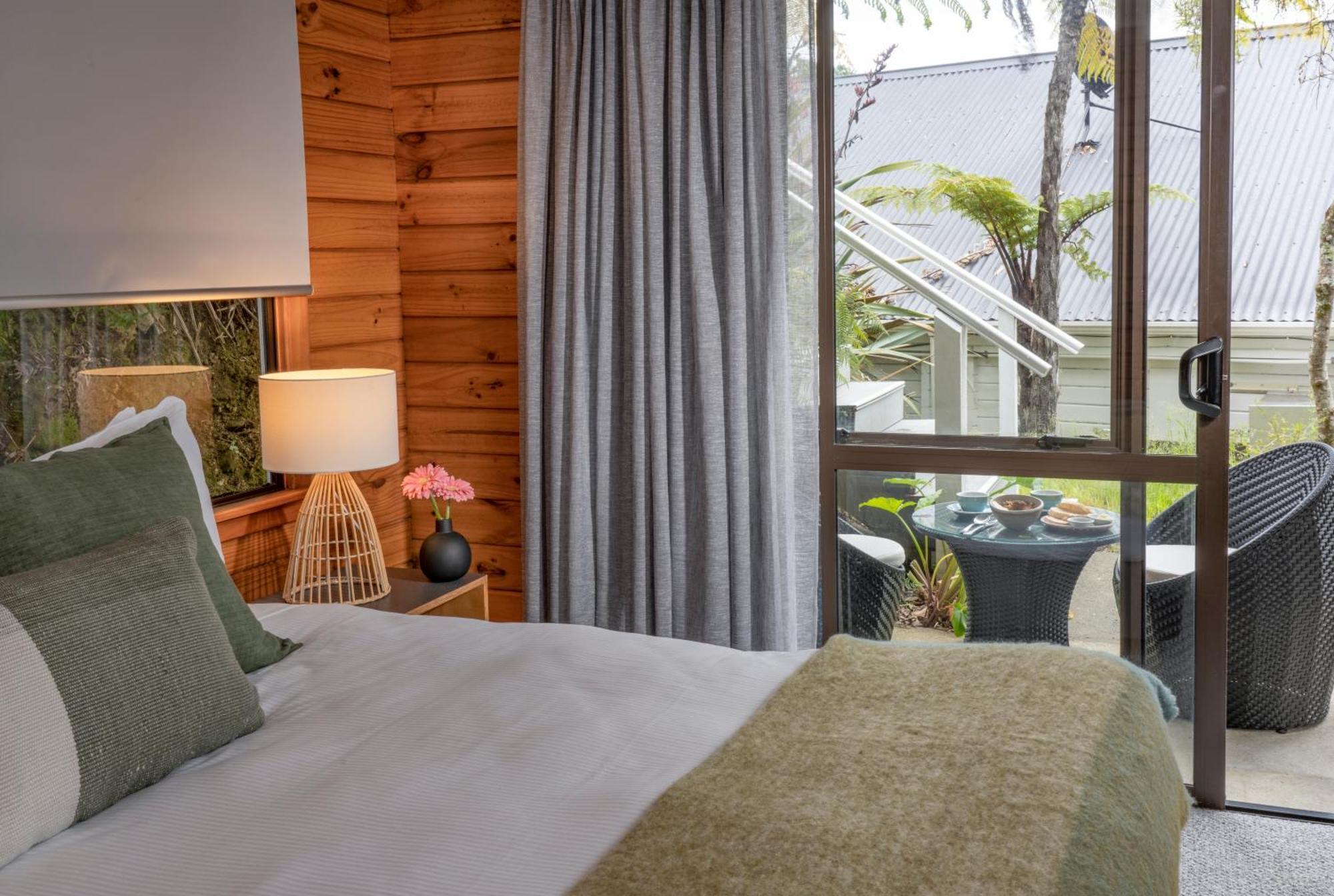 The Portage Resort Bagian luar foto