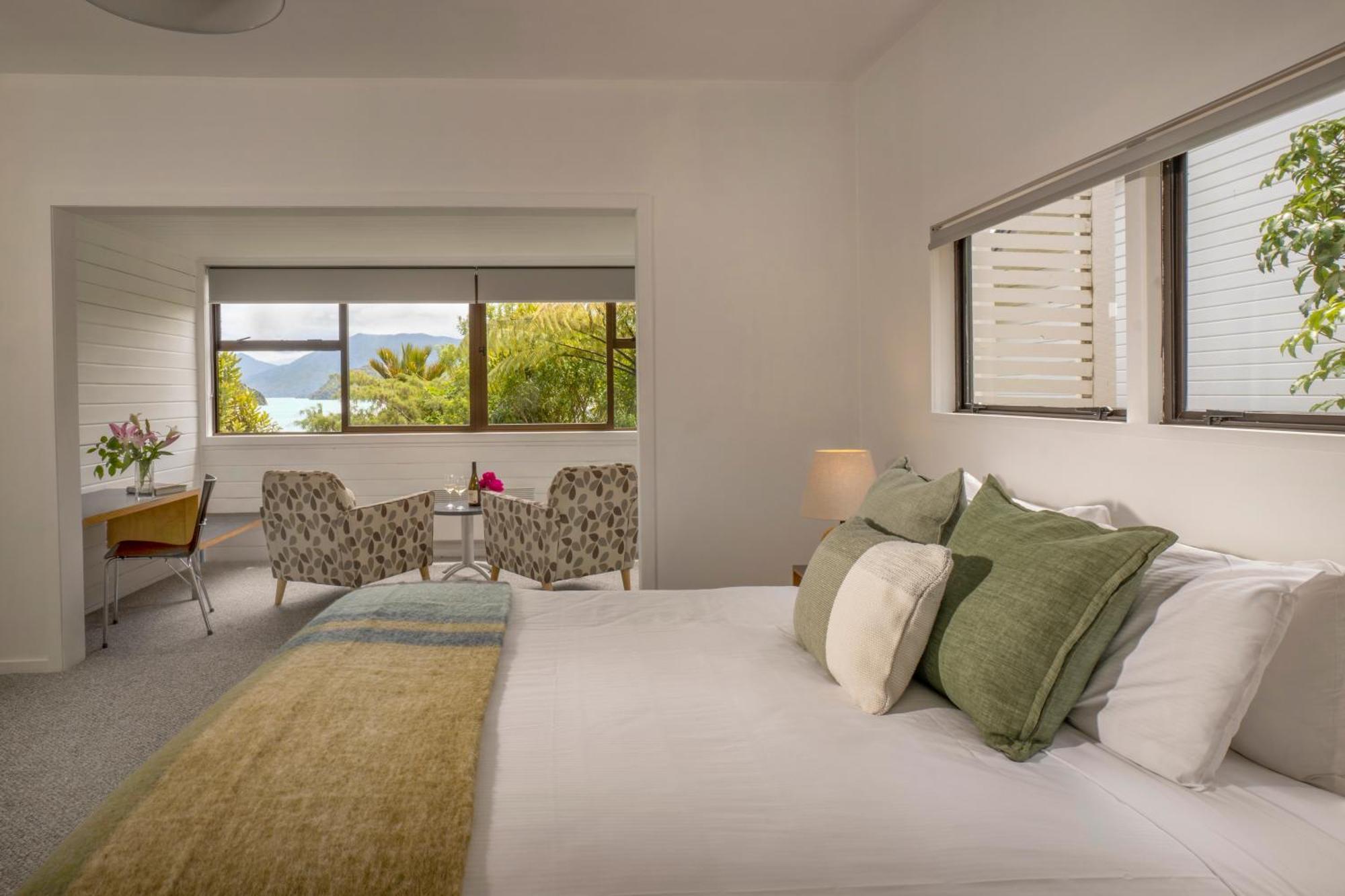 The Portage Resort Bagian luar foto